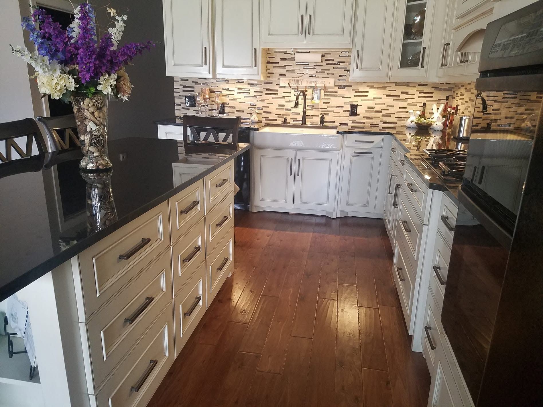 White Kitchen Cabinetry