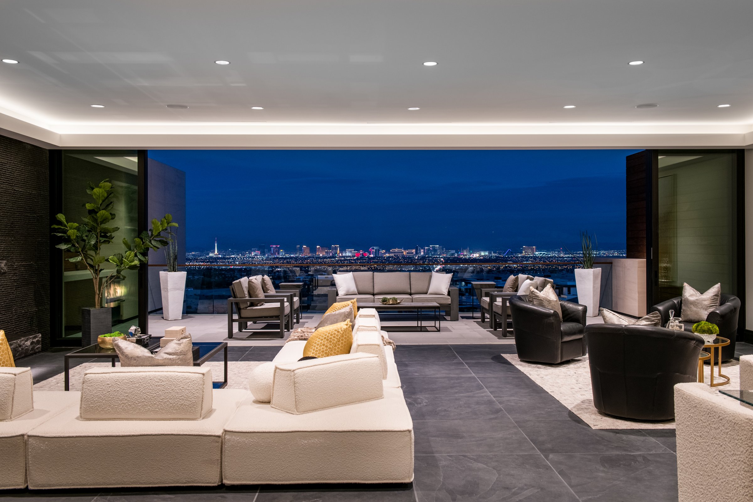 Great Room with Strip Views, Raiders Penthouse