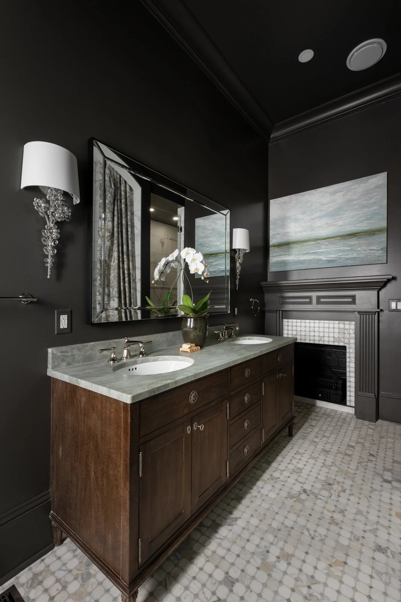 Primary Bath, 7th and Dock