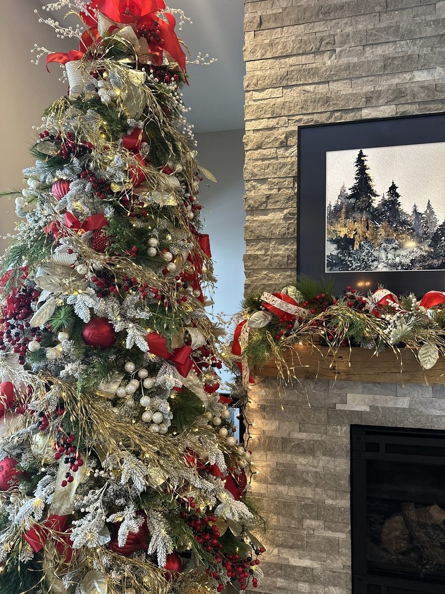 Holiday Mantel and Tree