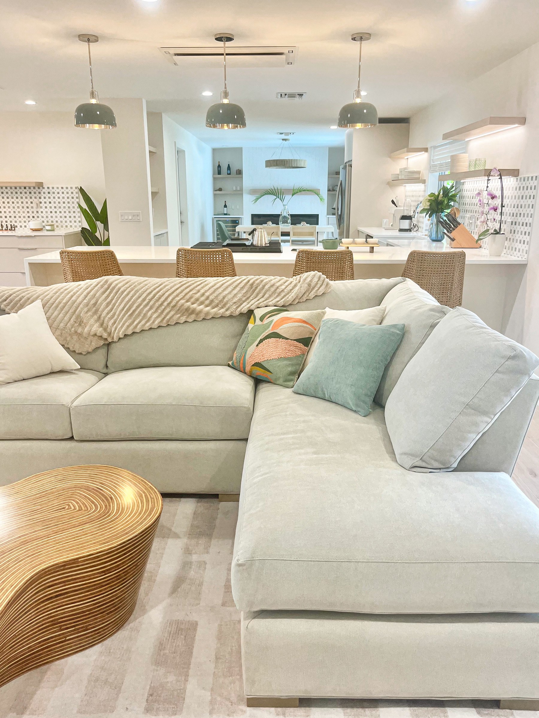 Living Room, Harbour House
