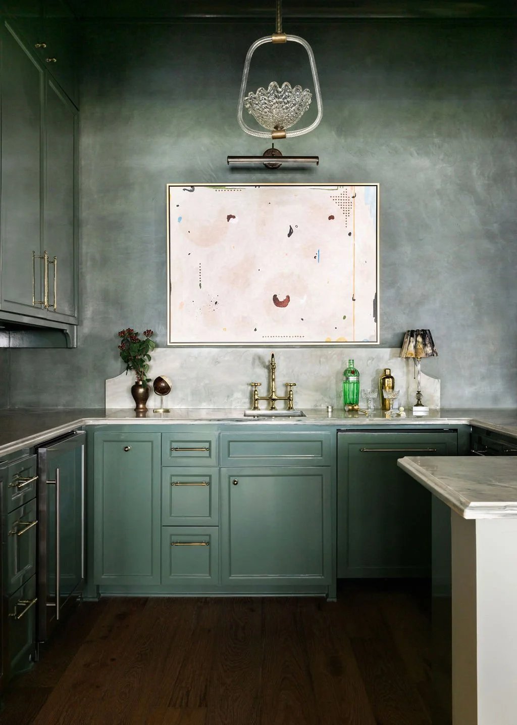 Butler's Pantry, Guinea