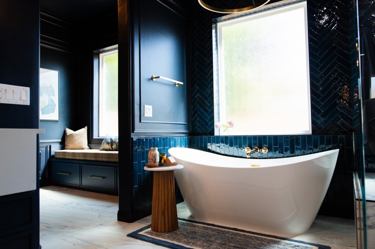 Bathroom, The Blue Reserve